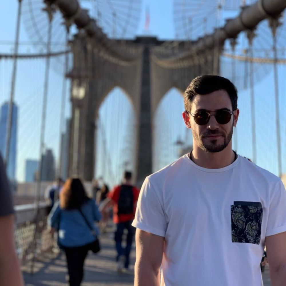 Meet your Posher, Andro